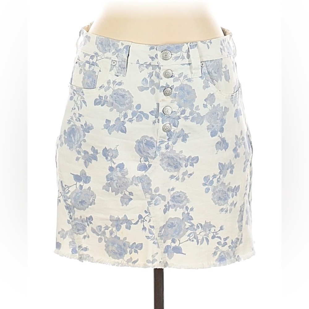 Seven7 size 6 Blue Floral Weekend Skirt